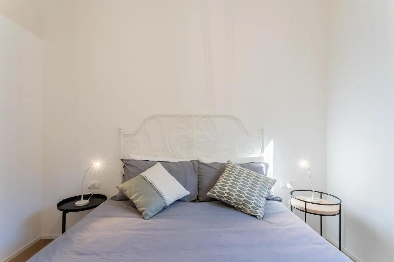 Lovely Corner In The Heart Of The Lake By Rent All Como